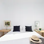 Daire Pillowabroad - Brand New *