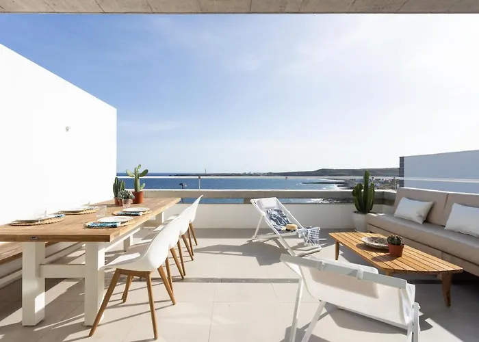 Pillowabroad - Brand New * Poris de Abona