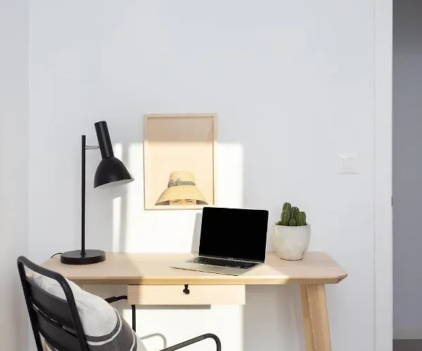 Pillowabroad - Brand New * Poris de Abona